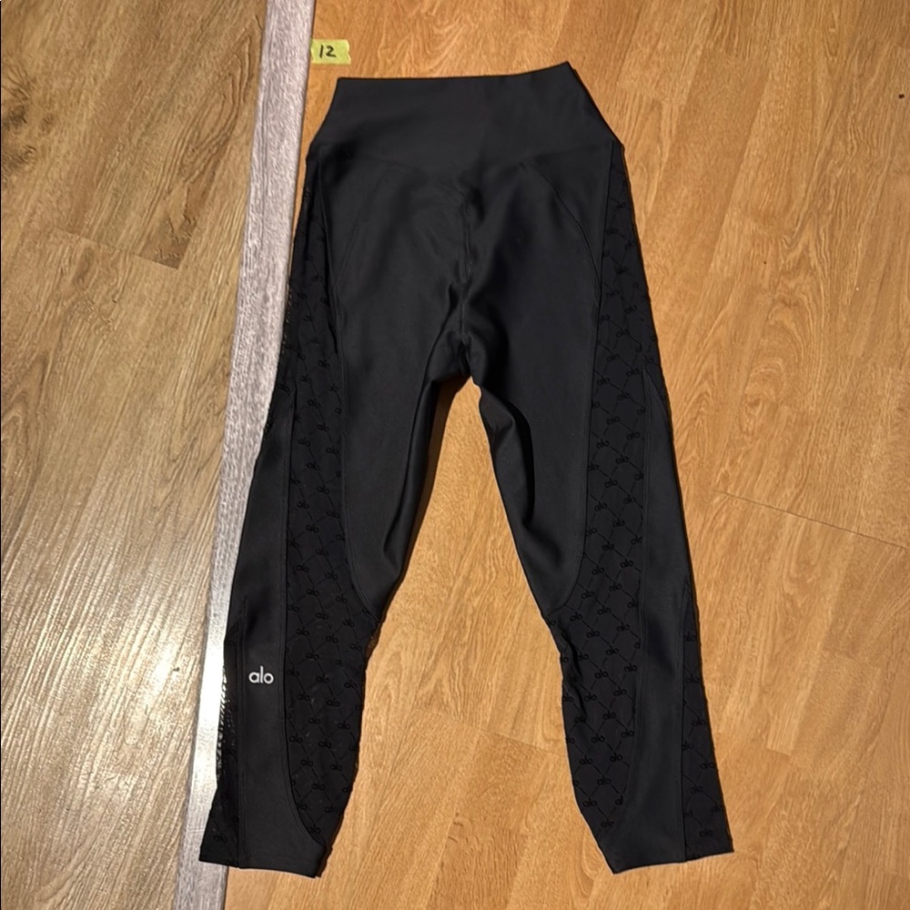 ALO Yoga Black High-Rise Leggings